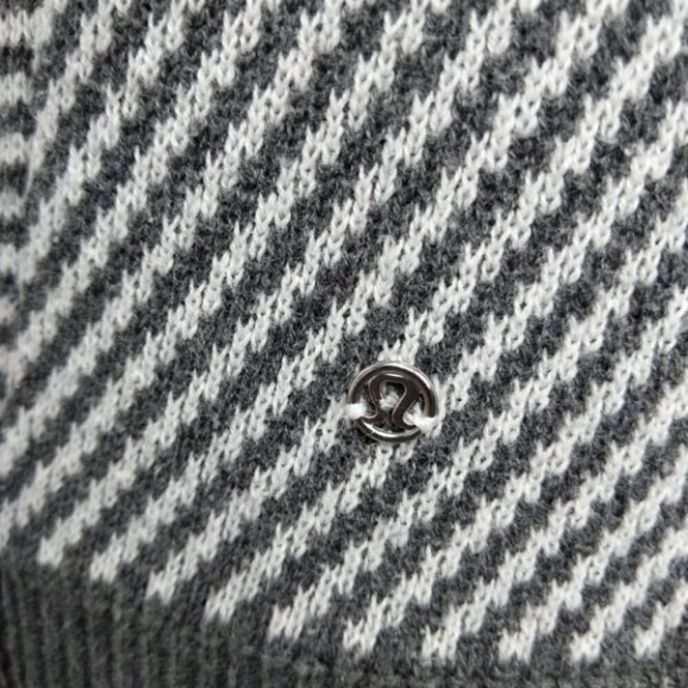 Lululemon Cotton Devi Gray White Striped Sweater 4 - Picture 3 of 5